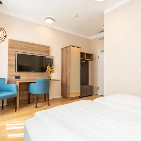 Hotel Jedermann Boutiquehotel Mit Stadtgarten