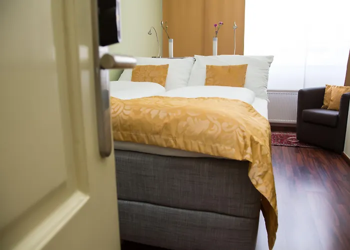 Jedermann Boutiquehotel Mit Stadtgarten Hotel