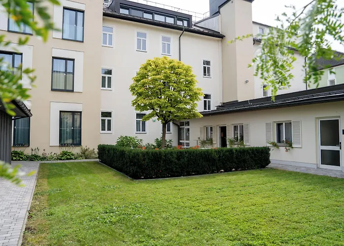 Jedermann Boutiquehotel Mit Stadtgarten