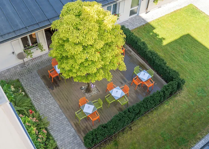 Hotel Jedermann Boutiquehotel Mit Stadtgarten