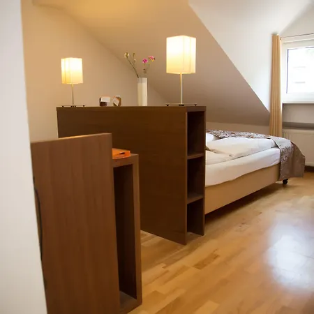 Jedermann Boutiquehotel Mit Stadtgarten