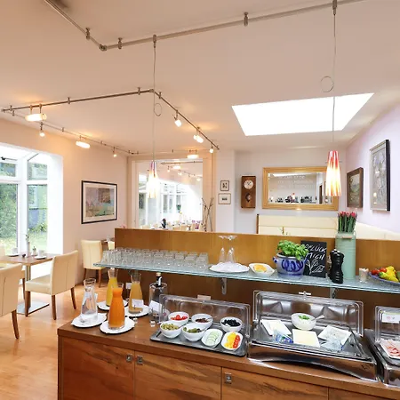 Jedermann Boutiquehotel Mit Stadtgarten