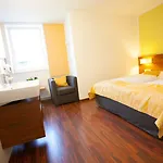 Hotel Jedermann Boutiquehotel Mit Stadtgarten