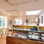Jedermann Boutiquehotel Mit Stadtgarten