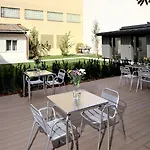 Jedermann Boutiquehotel Mit Stadtgarten Hotel Solnohrad