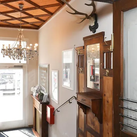 Jedermann Boutiquehotel Mit Stadtgarten Hotel Solnohrad