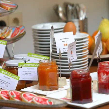 Hotel Jedermann Boutiquehotel Mit Stadtgarten Salzburg