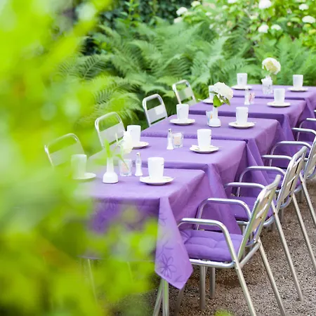 Jedermann Boutiquehotel Mit Stadtgarten Solnohrad