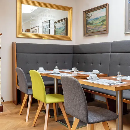 Jedermann Boutiquehotel Mit Stadtgarten Hotel Salzburg
