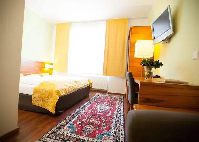 Jedermann Boutiquehotel Mit Stadtgarten Salzburg