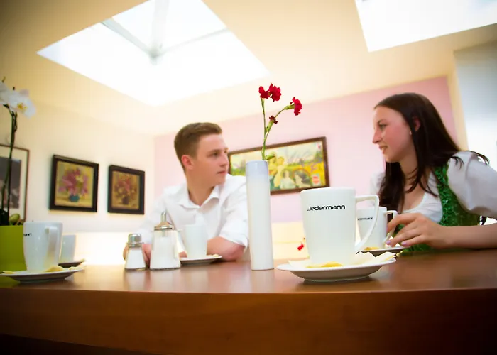 Jedermann Boutiquehotel Mit Stadtgarten Szálloda