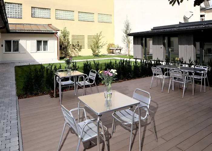 Jedermann Boutiquehotel Mit Stadtgarten Szálloda Salzburg