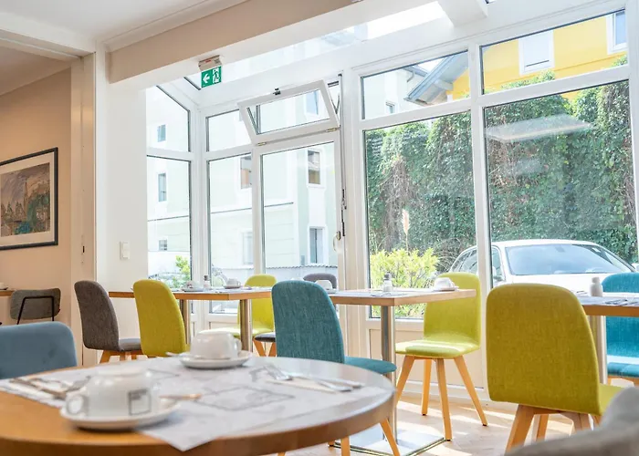 Hotel Jedermann Boutiquehotel Mit Stadtgarten