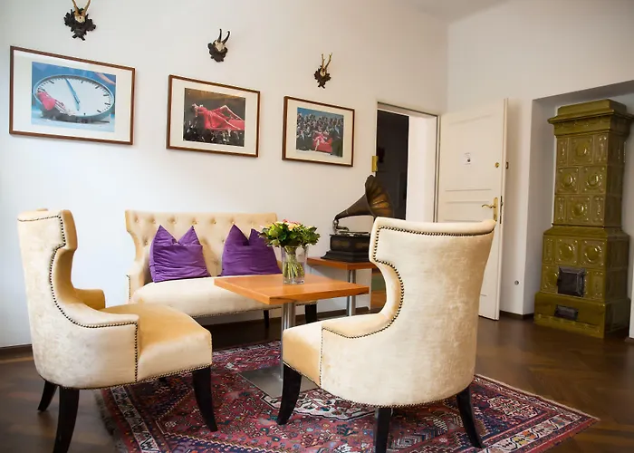 Jedermann Boutiquehotel Mit Stadtgarten Salzburg