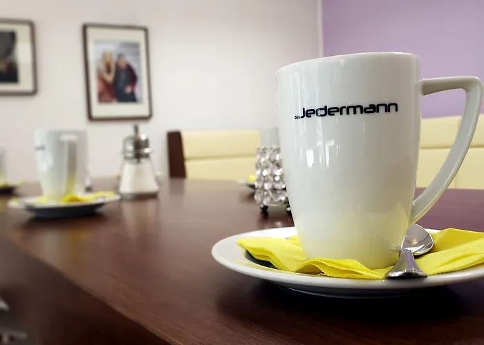 Jedermann Boutiquehotel Mit Stadtgarten Salzburg