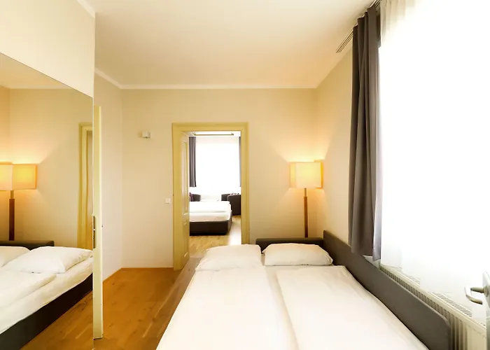 Jedermann Boutiquehotel Mit Stadtgarten 3* Salzburg